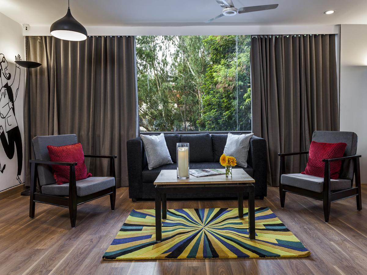 Oyo Townhouse 5 Jubilee Hills Hyderabad Exterior foto