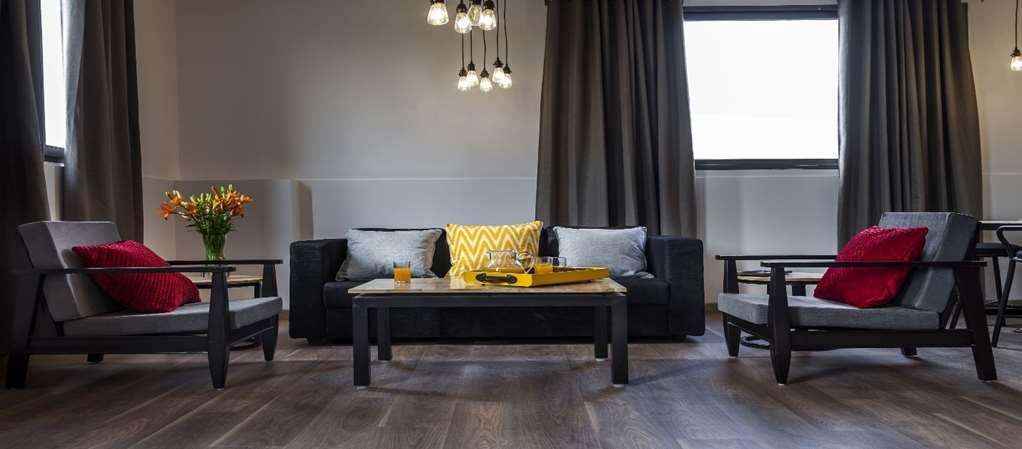 Oyo Townhouse 5 Jubilee Hills Hyderabad Facilidades foto